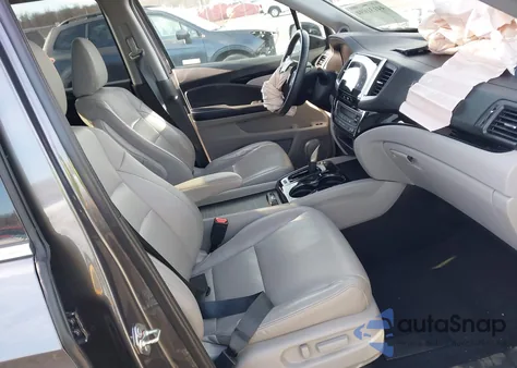 2019 Honda Ridgeline Rtl-E z USA, uszkodzony, nr VIN 5FPYK3F72KB015338